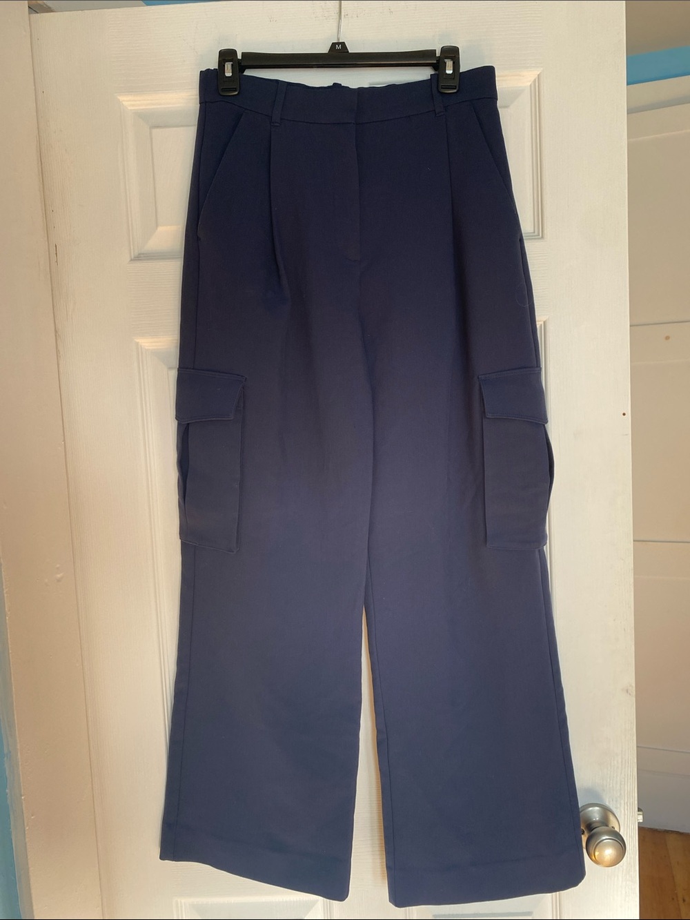 Abercrombie & Fitch Wide-Leg Cargo Pants Navy great condition size 8